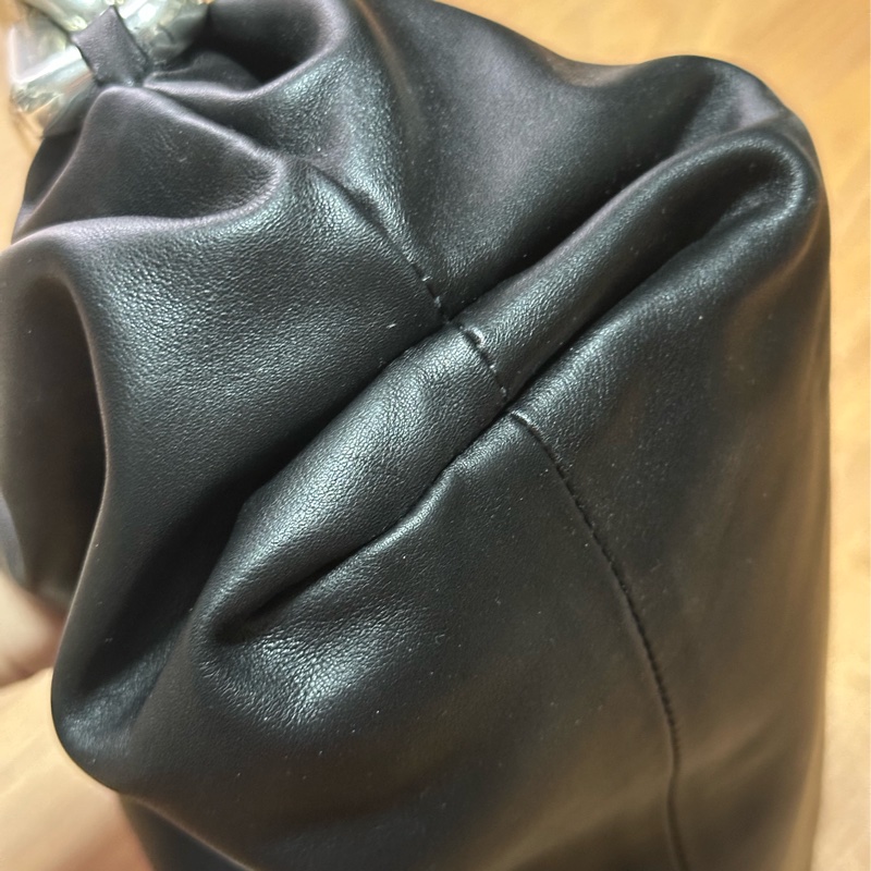 「原價14萬」Bottega Veneta BV 雲朵鏈條包 chain pouch-8