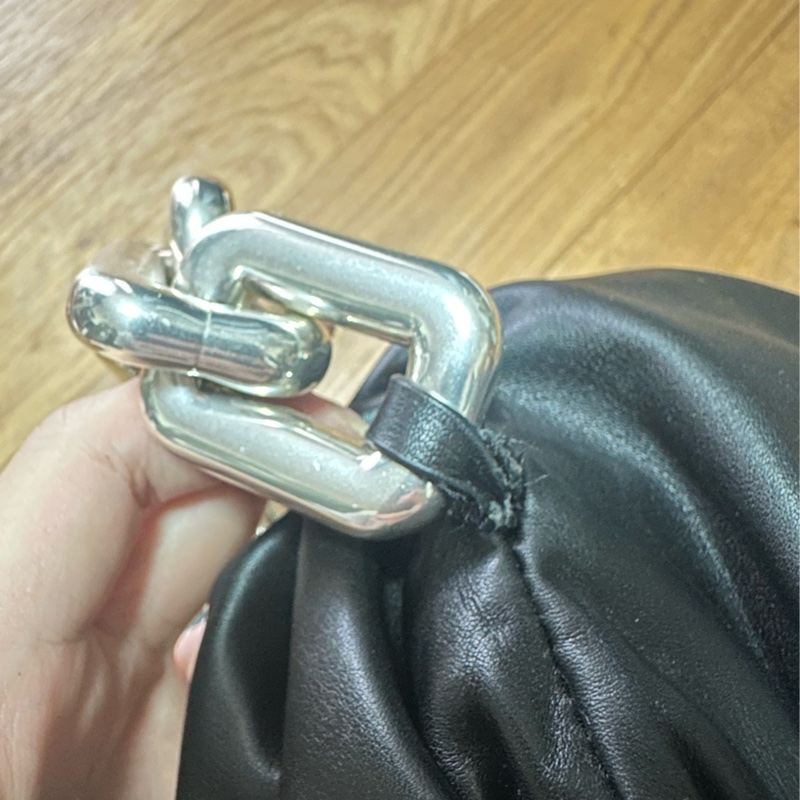 「原價14萬」Bottega Veneta BV 雲朵鏈條包 chain pouch-14