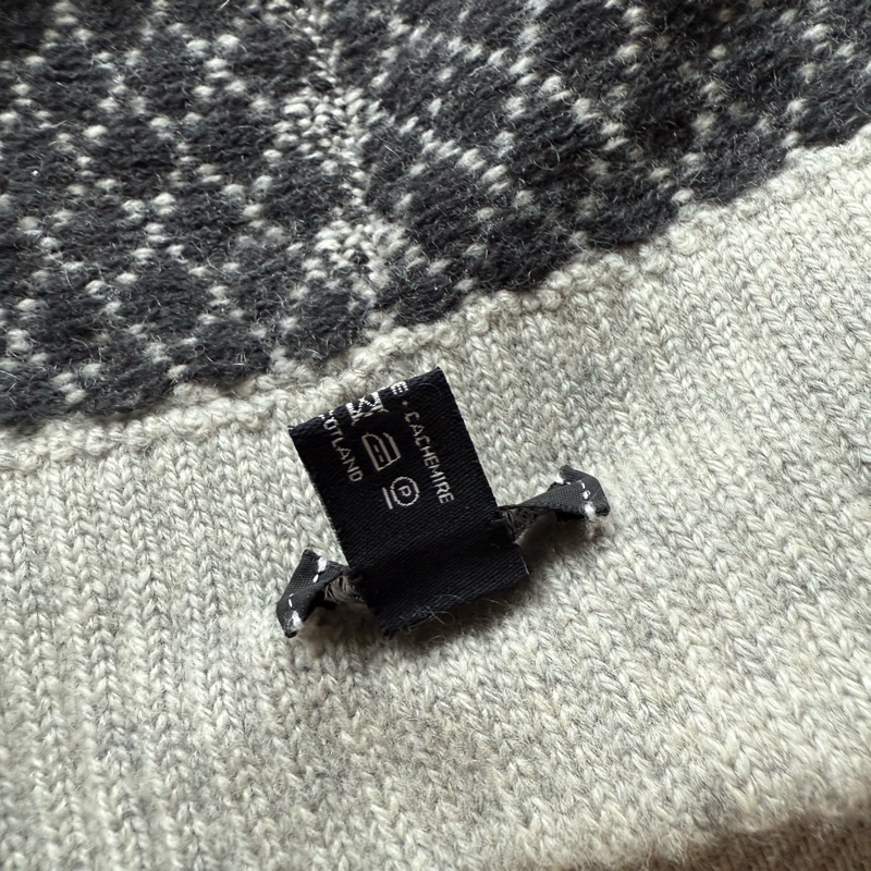 香奈兒Chanel 菱格紋Logo毛帽-5