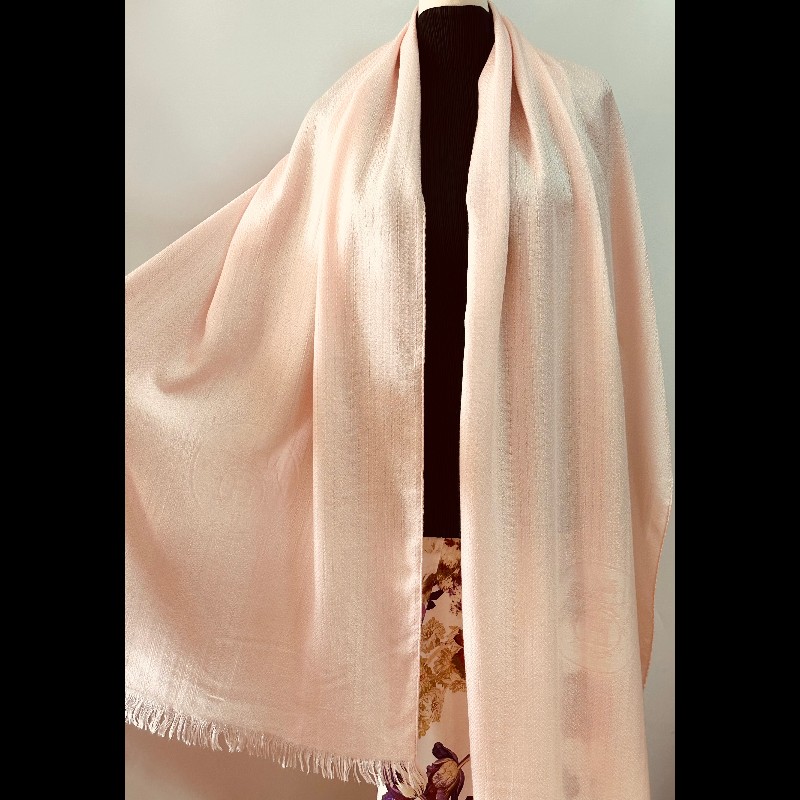 愛馬仕粉色優雅圍巾-3