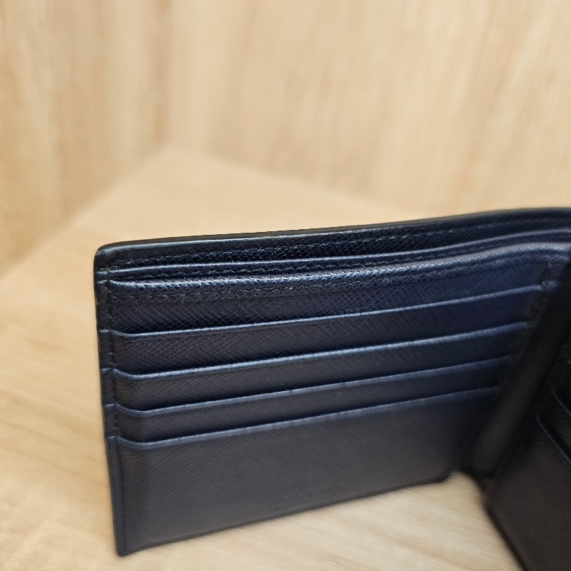 [福利出清❣️] Prada深藍牛皮橘三角Logo短夾-14