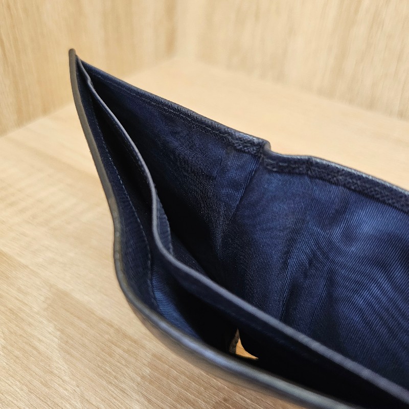 [福利出清❣️] Prada深藍牛皮橘三角Logo短夾-27