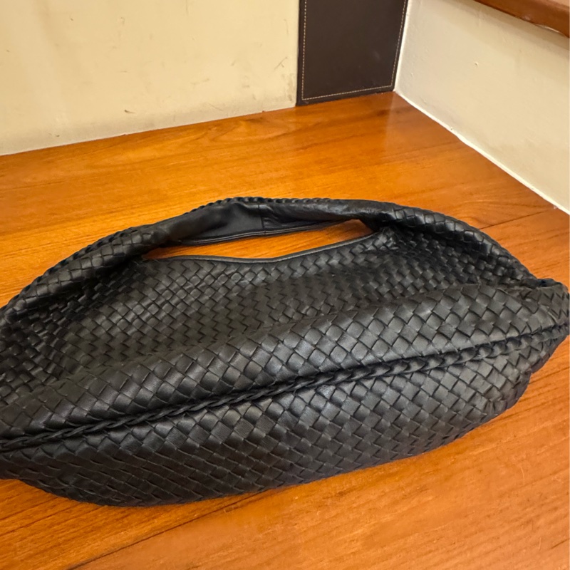 BV黑色編織和尚包大款-3