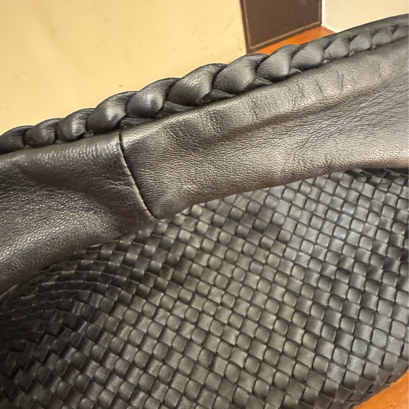 BV黑色編織和尚包大款-35