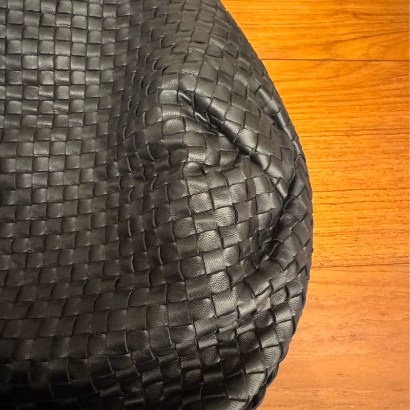 BV黑色編織和尚包大款-39