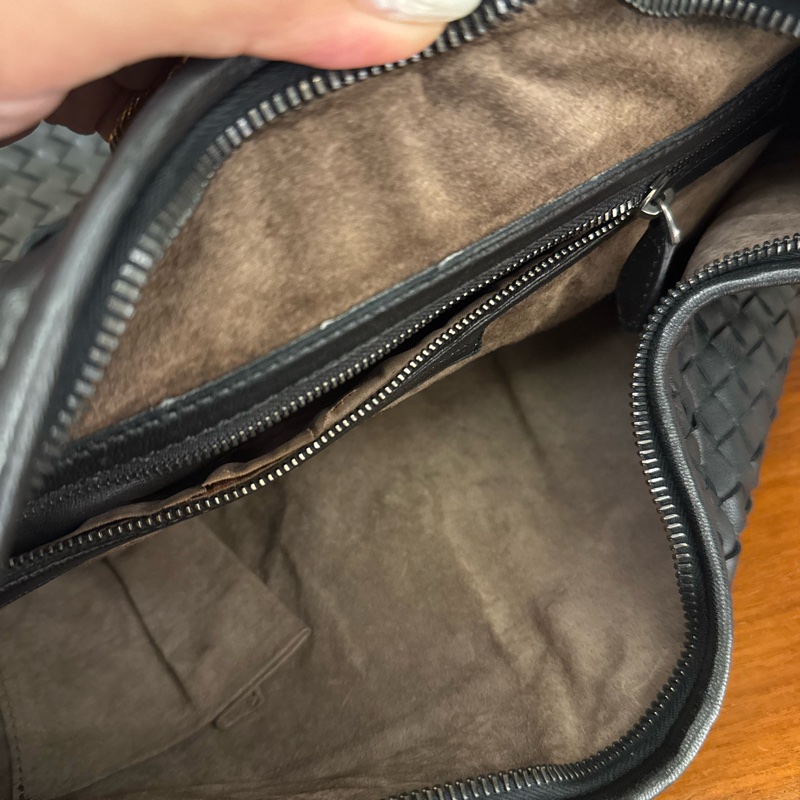 BV黑色編織和尚包大款-36