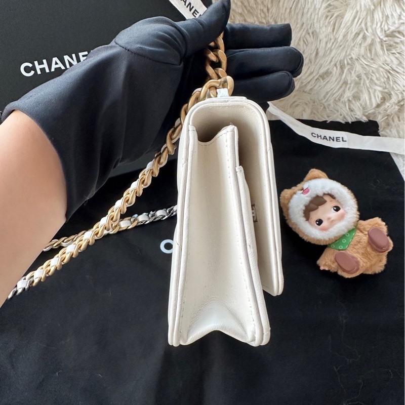 【配件:盒子 小票 防塵袋 💕】Chanel 19bag woc 白色 單肩斜挎包-2