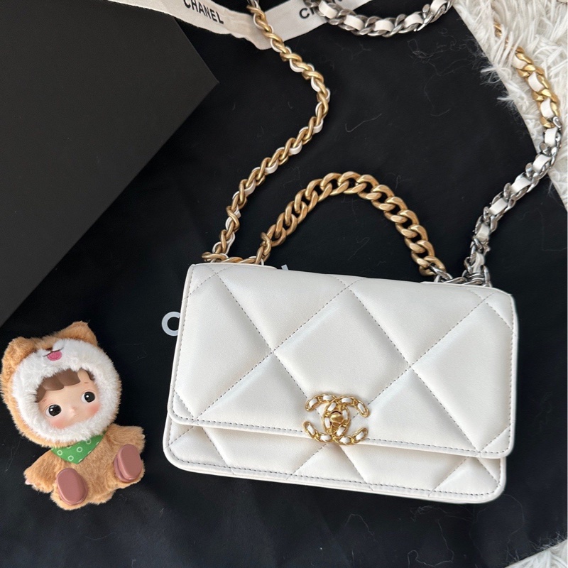 【配件:盒子 小票 防塵袋 💕】Chanel 19bag woc 白色 單肩斜挎包-4