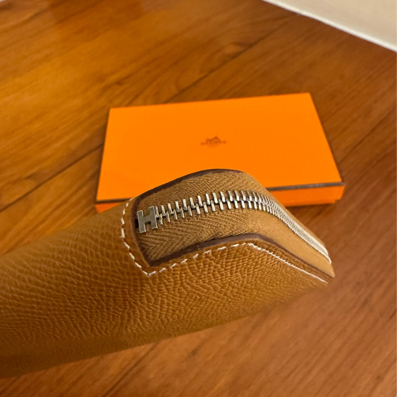 Hermes金棕色內花草圖絲巾長夾-7