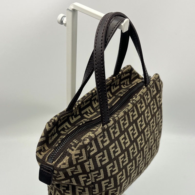 Fendi迷你遛狗包-4