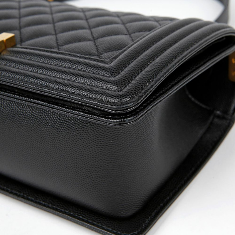 CHANEL Caviar Skin Boy 中型單肩包 A67086-6