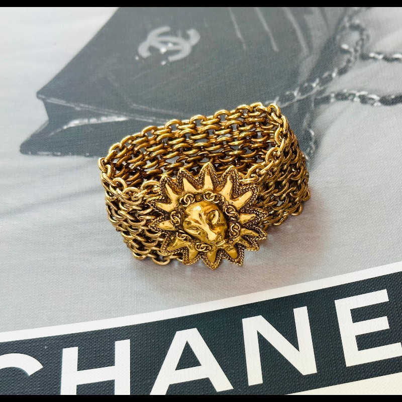 Chanel獅子圖案手鍊-0
