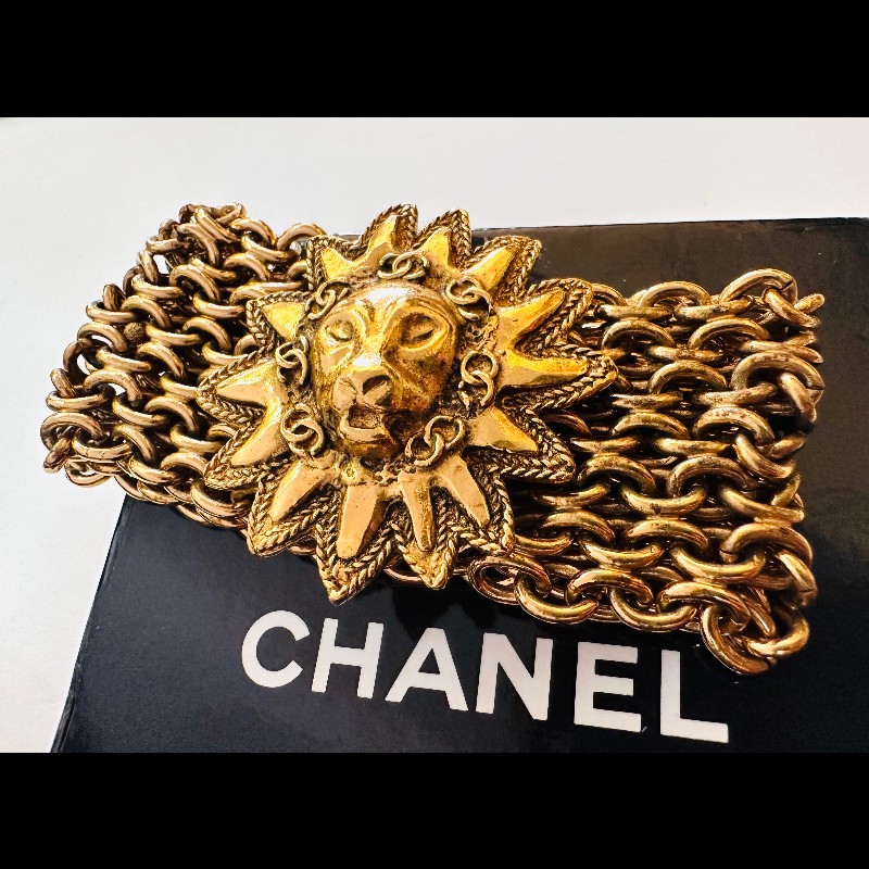 Chanel獅子圖案手鍊-5