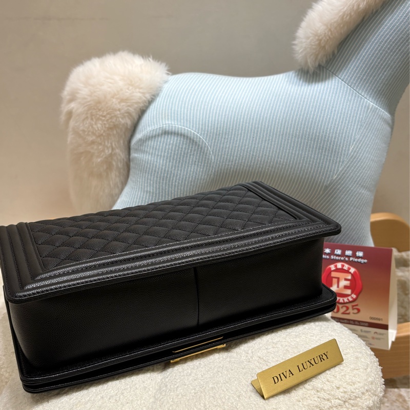 Chanel Boy28 黑金荔枝牛皮 菱格紋-3