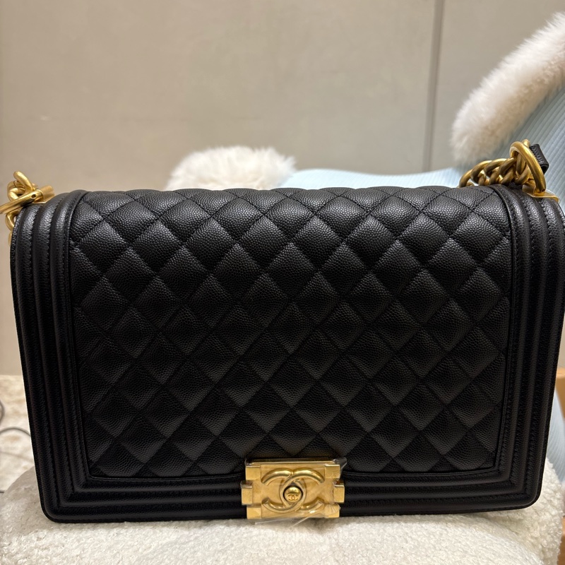 Chanel Boy28 黑金荔枝牛皮 菱格紋-5