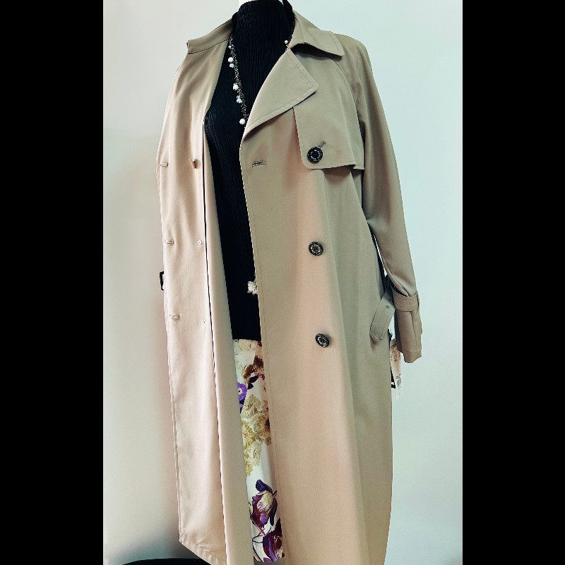 Burberry 英倫風衣外套-8