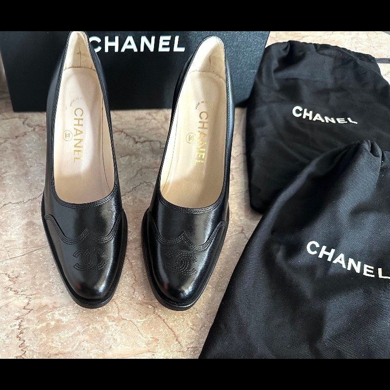 Chanel雙C高跟鞋-5