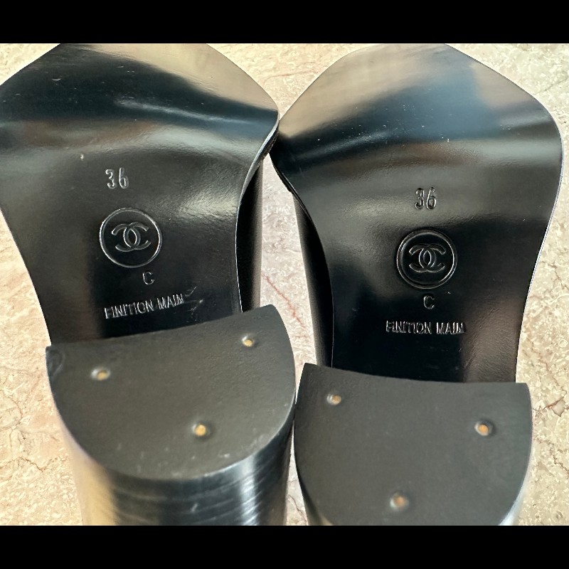 Chanel雙C高跟鞋-15