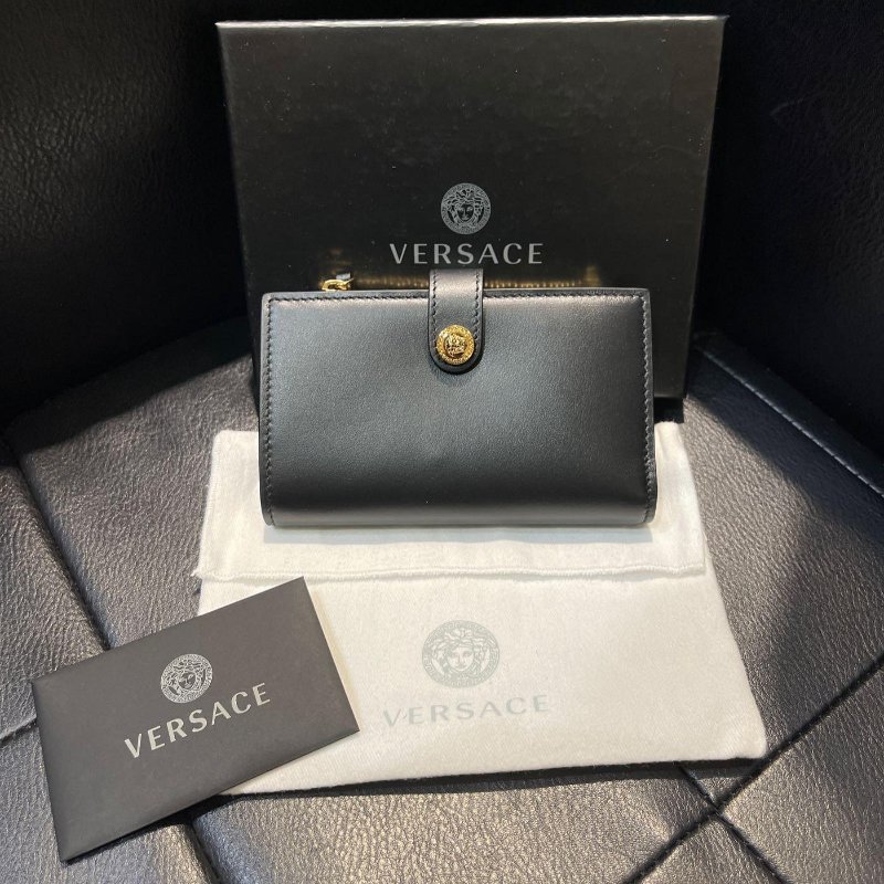 💎Han's house精品服飾💎 VERSACE 凡賽斯 女神頭 頂級黑牌 小牛皮 零錢 卡包 短夾-0