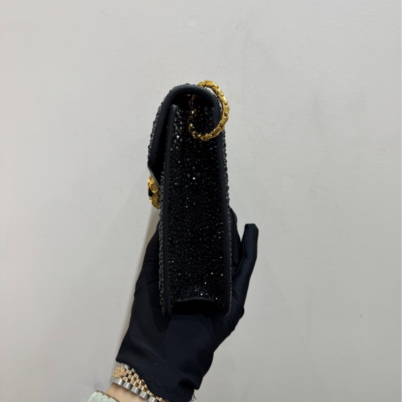 【閒置❤️】BVLGARI Serpenti Forever黑色金扣鑲鑽斜挎包-4