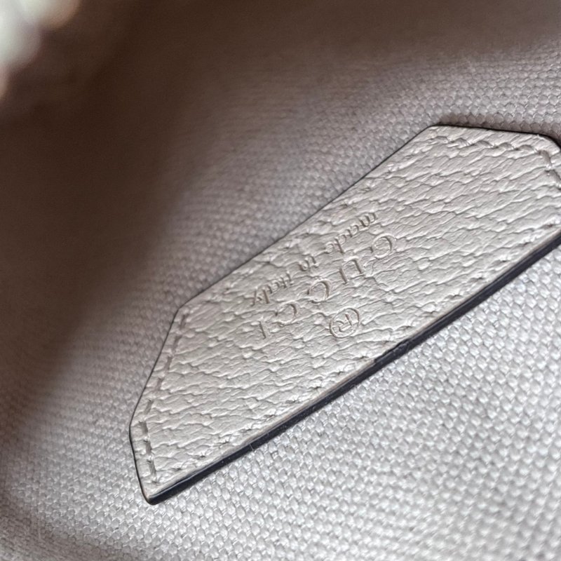 ::GUCCI:: 671682 經典ophidia系列迷你GG supreme帆布印花手提/斜背手機包(白色)-26