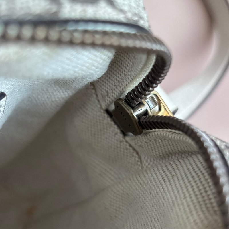 ::GUCCI:: 671682 經典ophidia系列迷你GG supreme帆布印花手提/斜背手機包(白色)-27