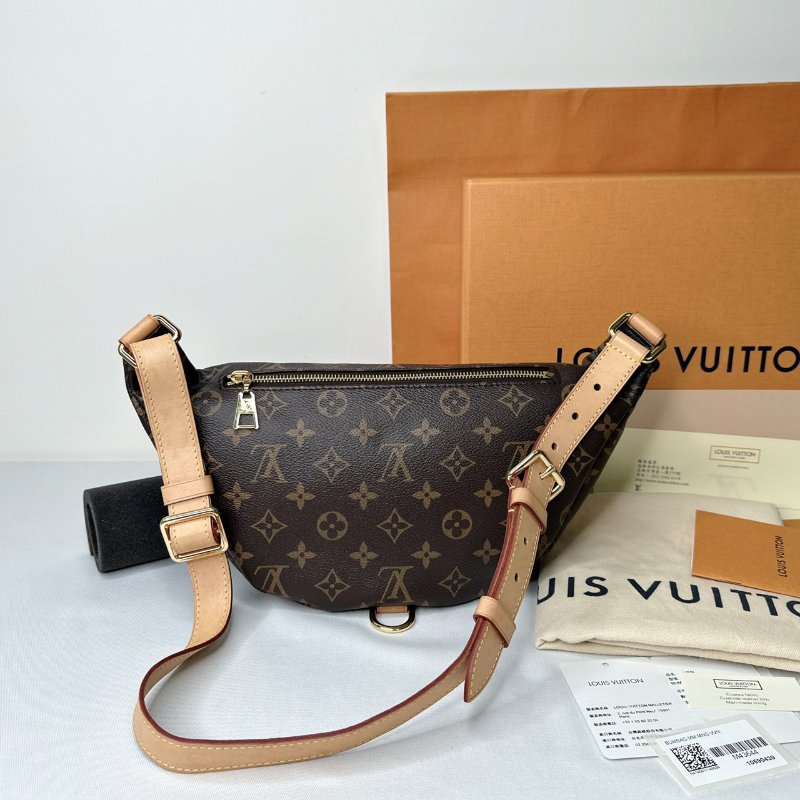 LV Monogram老花胸背包-1
