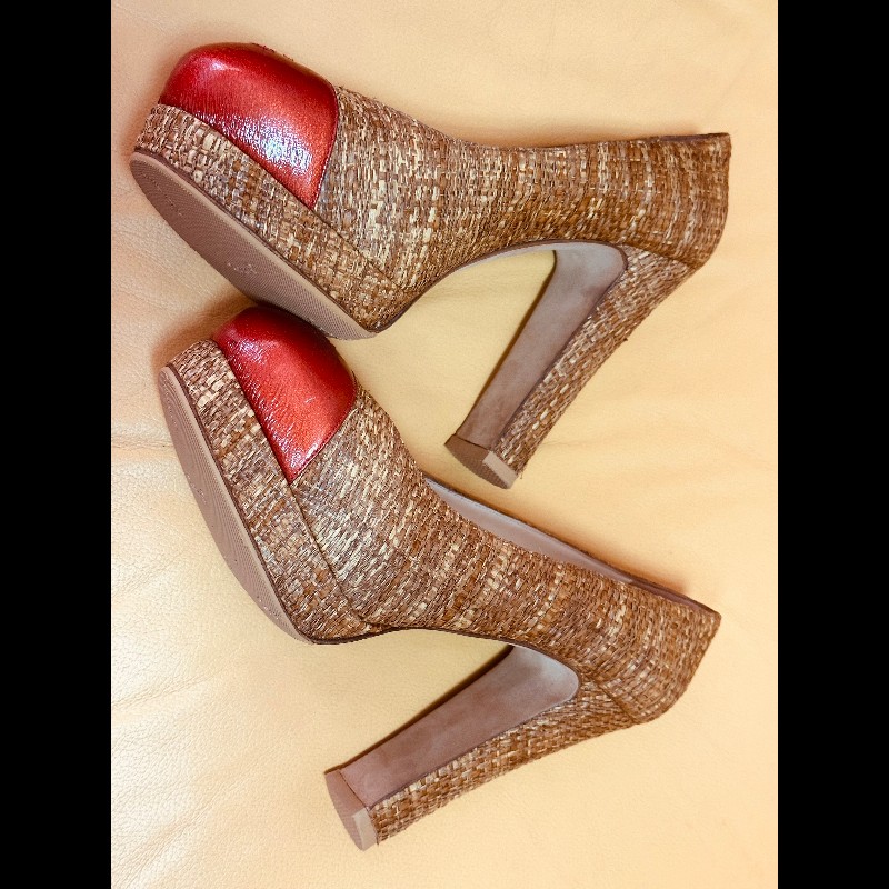 Chanel金色拼紅色高跟鞋-10