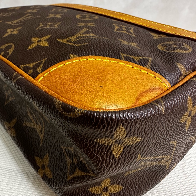 Louis Vuitton 復古手拿包-9