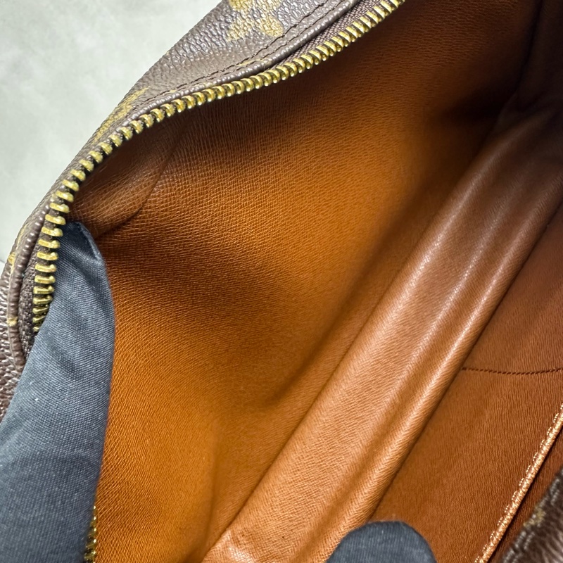 Louis Vuitton 復古手拿包-15