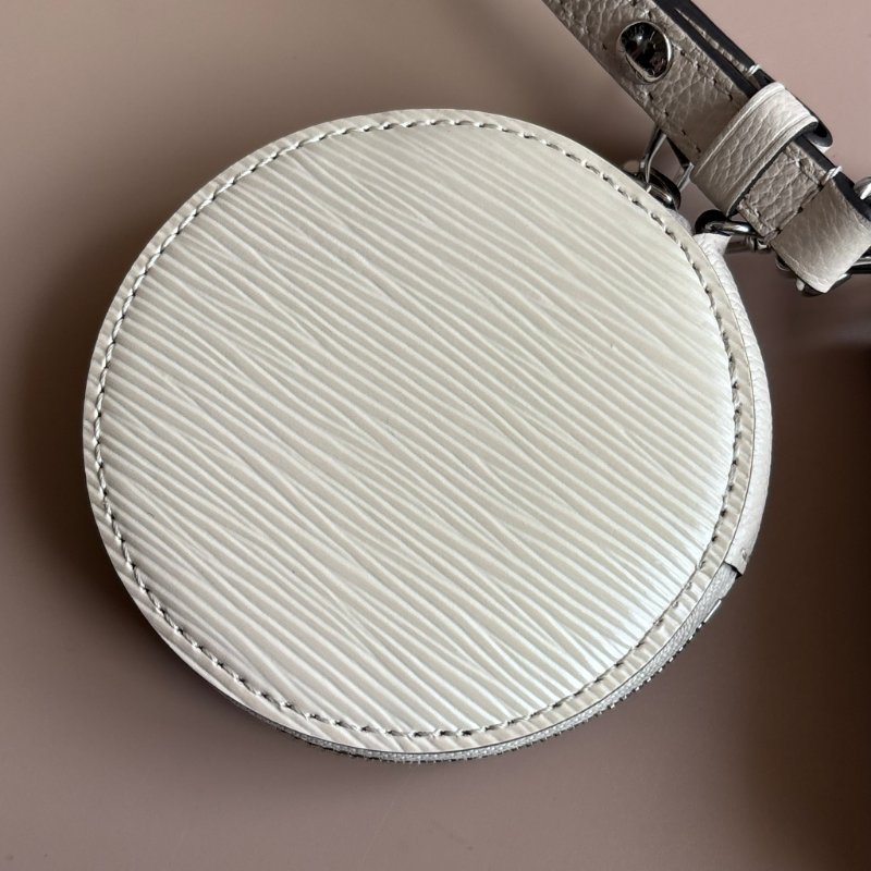 ::LOUIS VUITTON::LV M20999 石英白 Marellini EPI 牛皮二用包-9