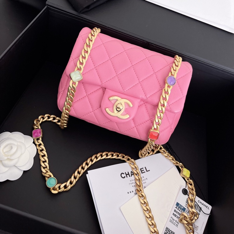 【近新閒置品】Chanel 香奈兒 粉色菱格紋 彩色寶石鏈條 滅霸粉色羊皮31開斜背包隨身包-0