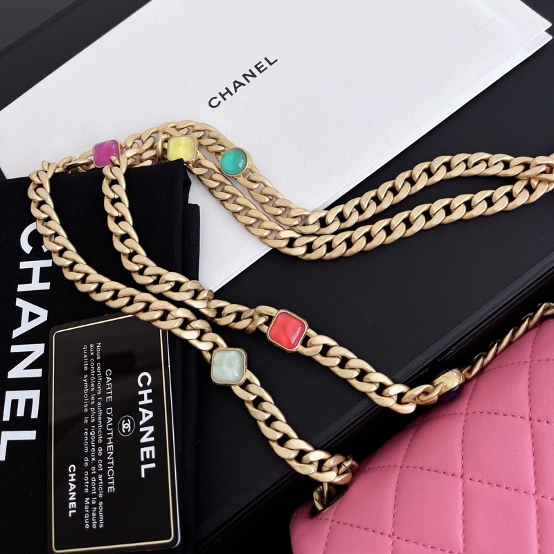 【近新閒置品】Chanel 香奈兒 粉色菱格紋 彩色寶石鏈條 滅霸粉色羊皮31開斜背包隨身包-13