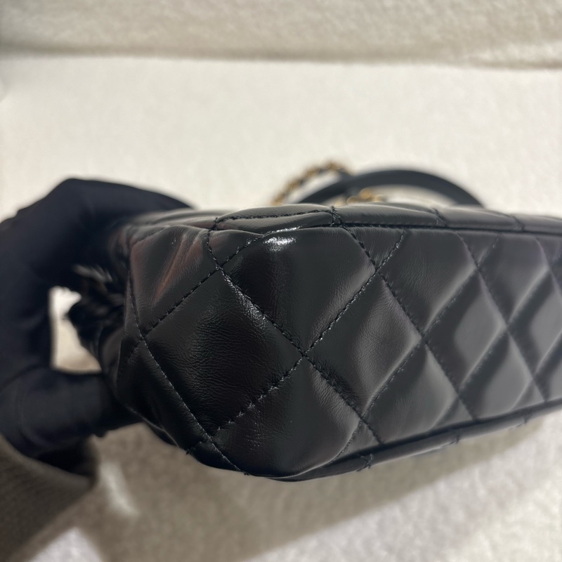 Chanel Mini Hobo天貓精靈-9