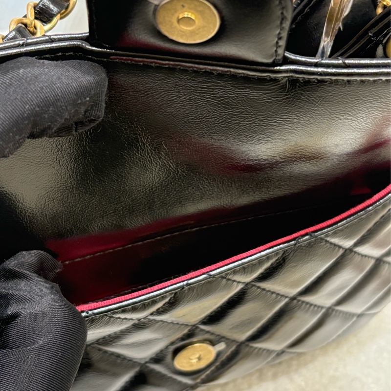 Chanel Mini Hobo天貓精靈-12