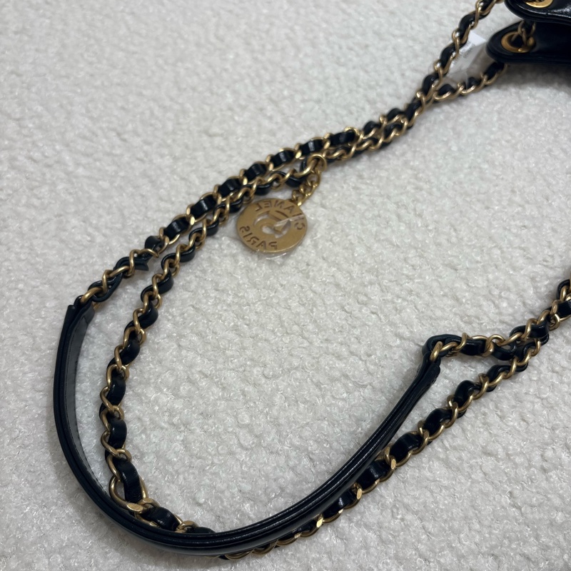 Chanel Mini Hobo天貓精靈-16