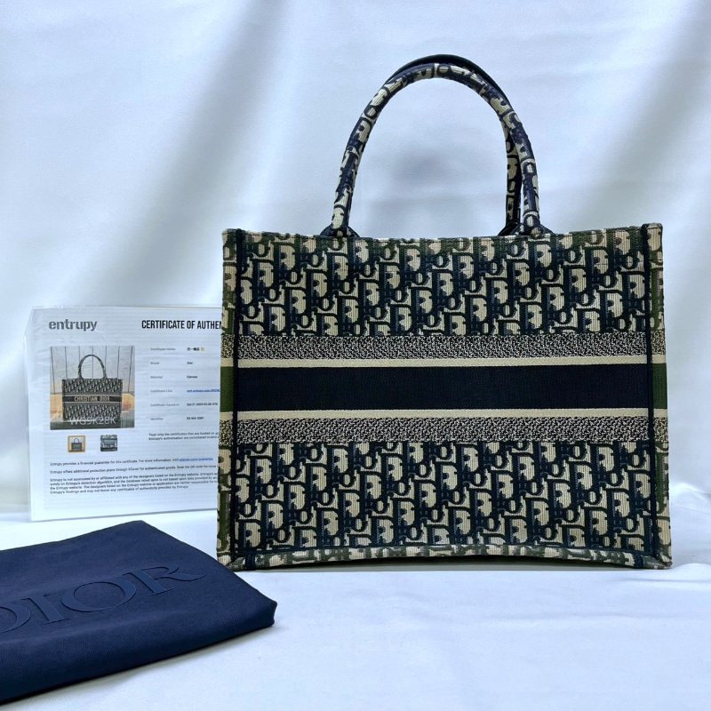 DIOR Book Tote刺繡緹花托特包-1