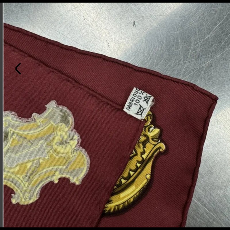 Herme's Carré 90×90 絲巾LESCLES財富之鑰圖案-11