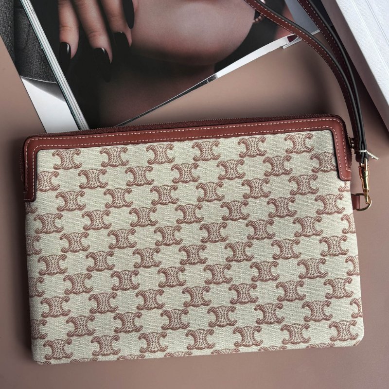 ::CELINE:: CUIR TRIOMPHE小號收納袋 手拿包 萬用包 化妝包-1