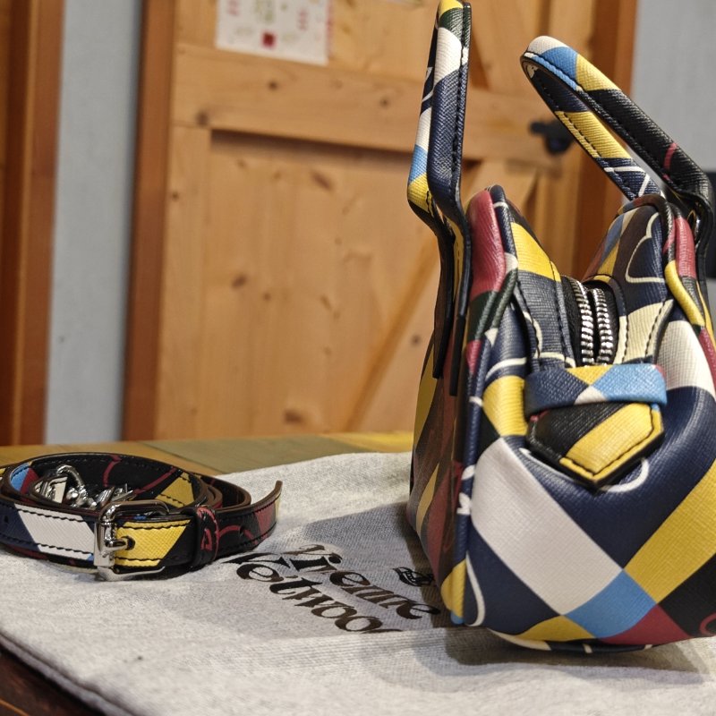 Vivienne Westwood Mini Yasmine 迷你保齡球包斜背包-8