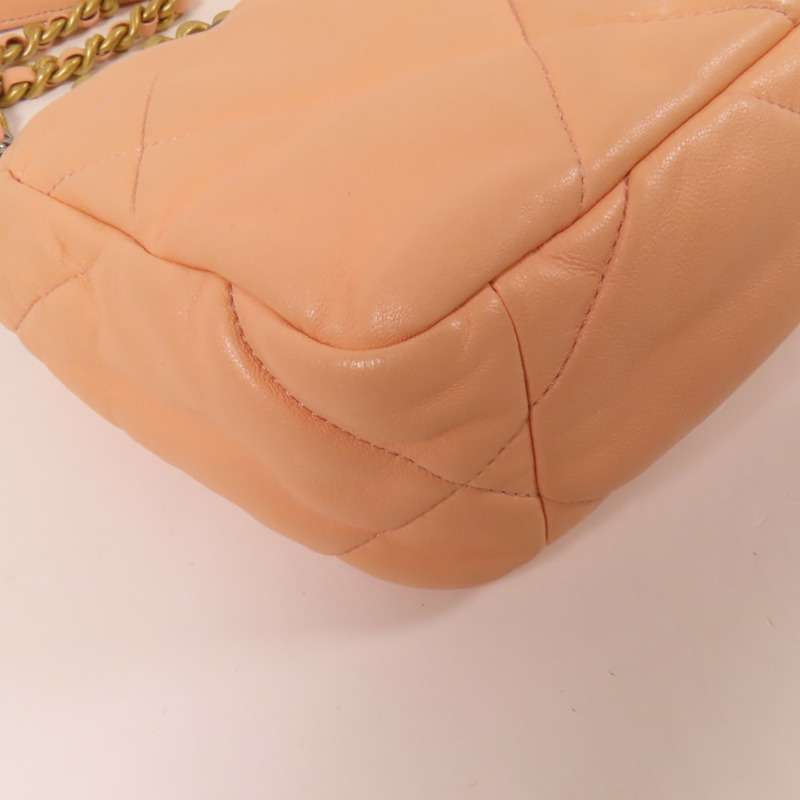 CHANEL 羊皮皮革Chanel 19 Small金扣鏈帶肩背袋-12