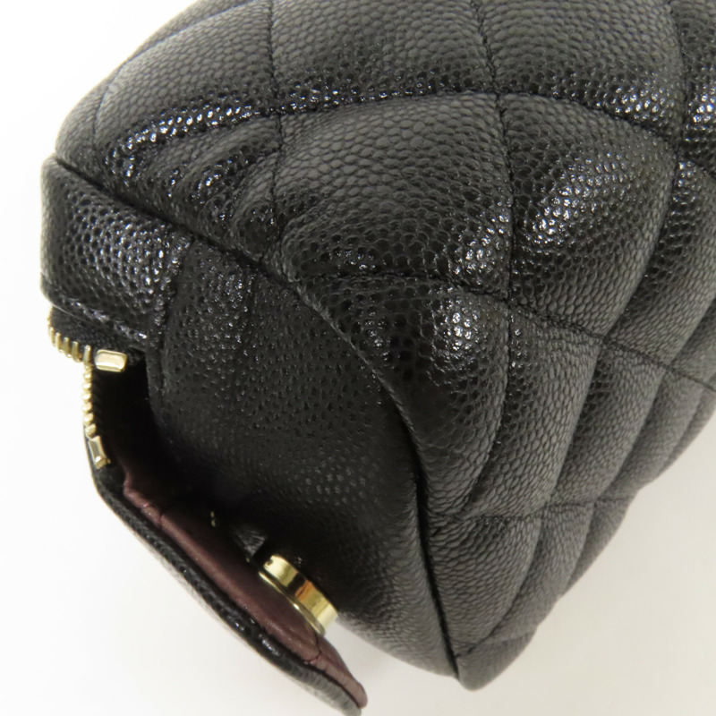 CHANEL 牛皮皮革Cosmetic Pouch金扣手拿包-10