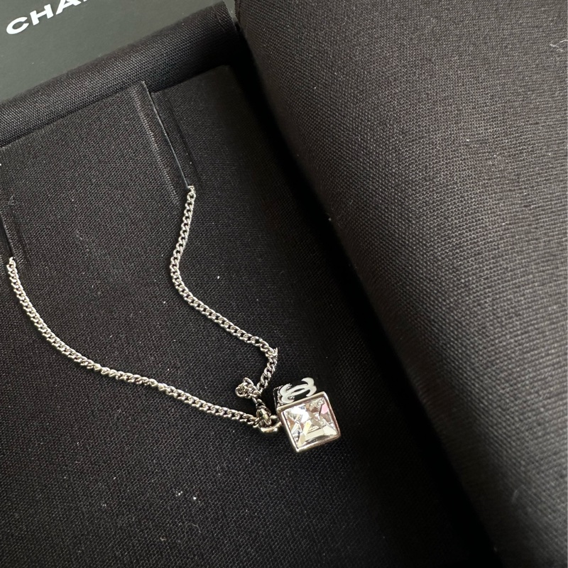 Chanel 骰子🎲 項鍊 有鑽🥰超好看-2