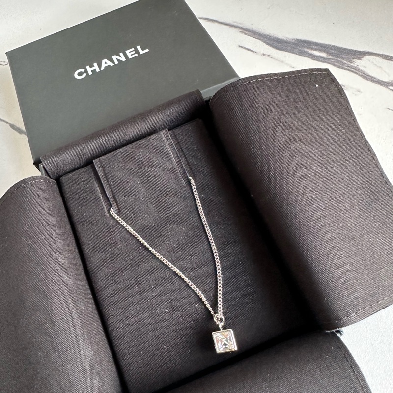 Chanel 骰子🎲 項鍊 有鑽🥰超好看-5