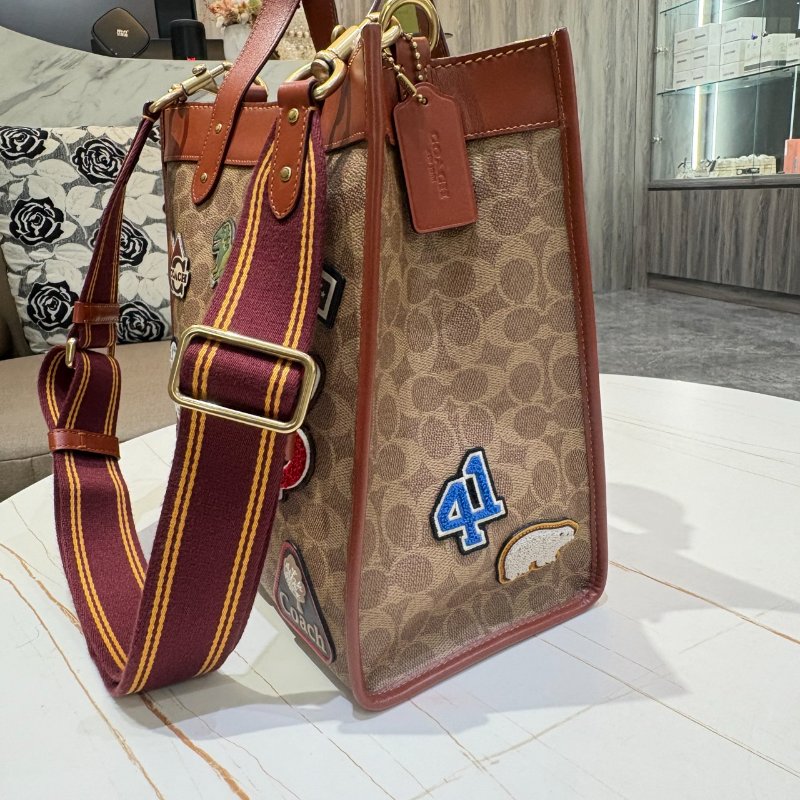 *SHIHNA名牌精品*COACH小恐龍 Rexy 徽章手提肩背包-3