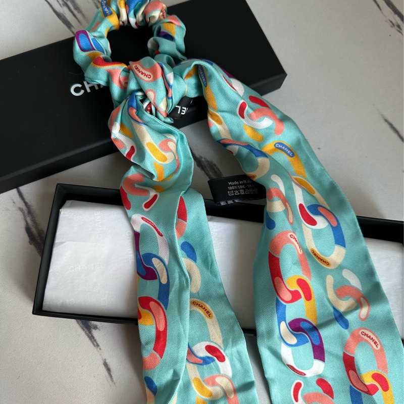 Chanel買一送一的髮飾加絲巾可以兩用-5