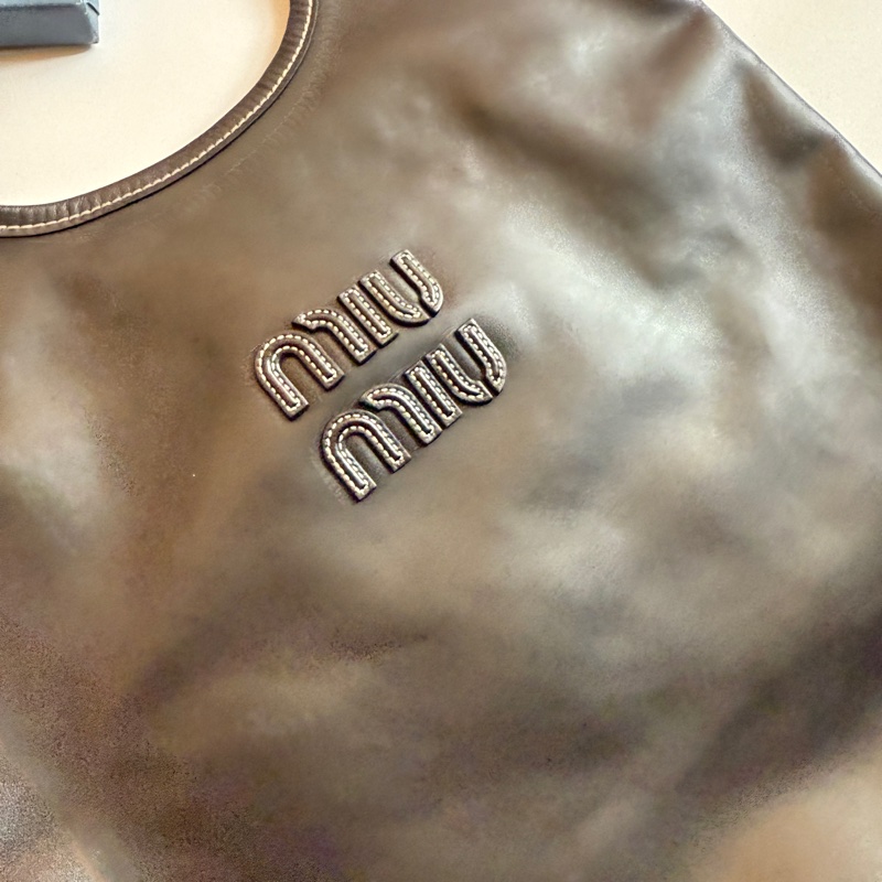 miu miu 很好看的肩背包 超夯的-11