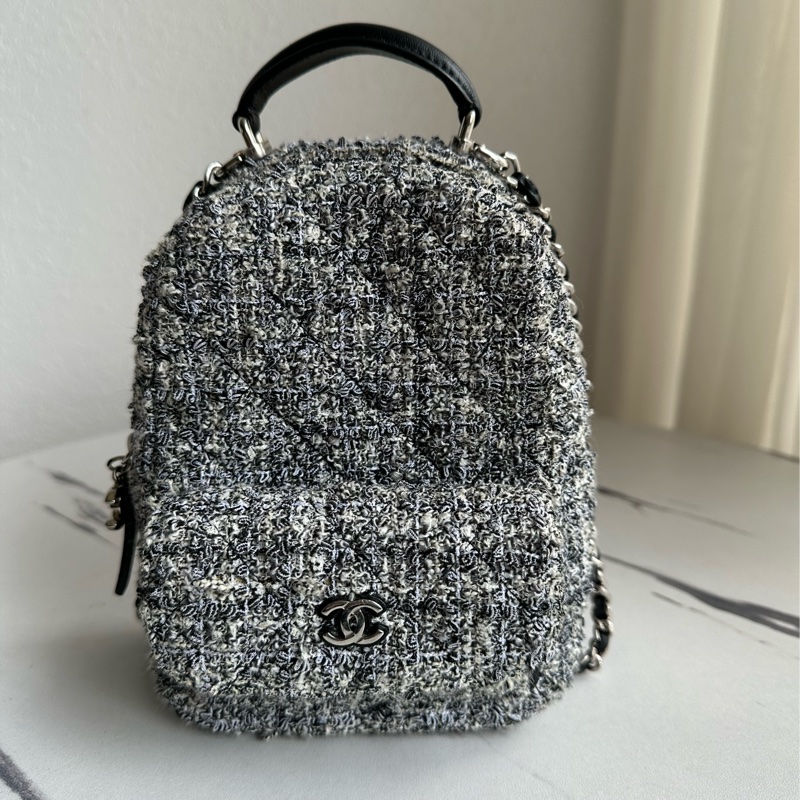 Chanel mini小後背包 好可愛 秋冬好適合-0