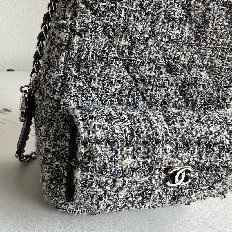 Chanel mini小後背包 好可愛 秋冬好適合-1