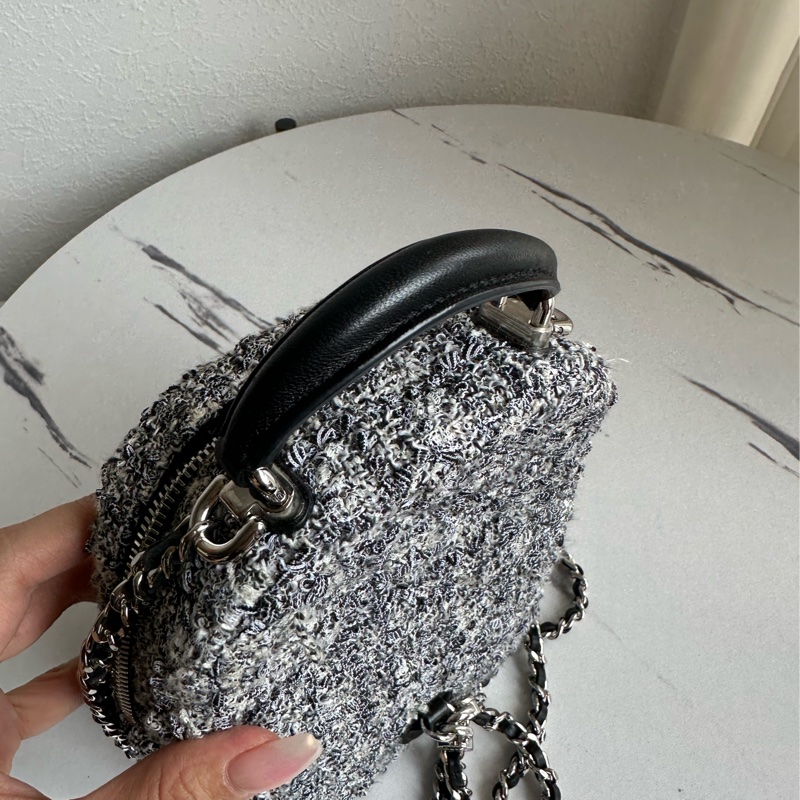 Chanel mini小後背包 好可愛 秋冬好適合-9